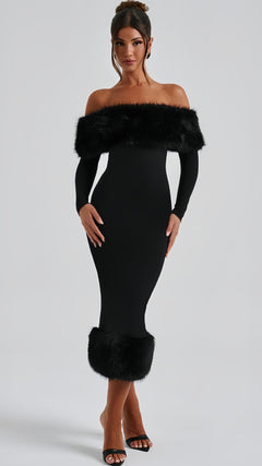 Elegantes Schwarzes Kleid mit Fausfell-Akzenten
