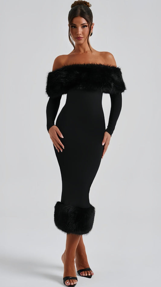 Elegantes Schwarzes Kleid mit Fausfell-Akzenten