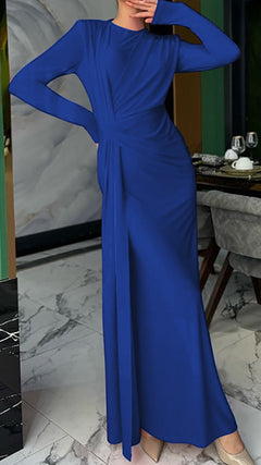 Blaues Abendkleid mit Twist-Detail