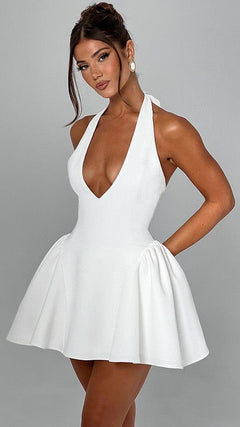 Elegantes Weißes Neckholder-Kleid