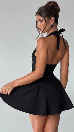 Elegantes Schwarzes Neckholder-Kleid
